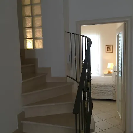 Bel Poggio Di Toni كونفيرسانو